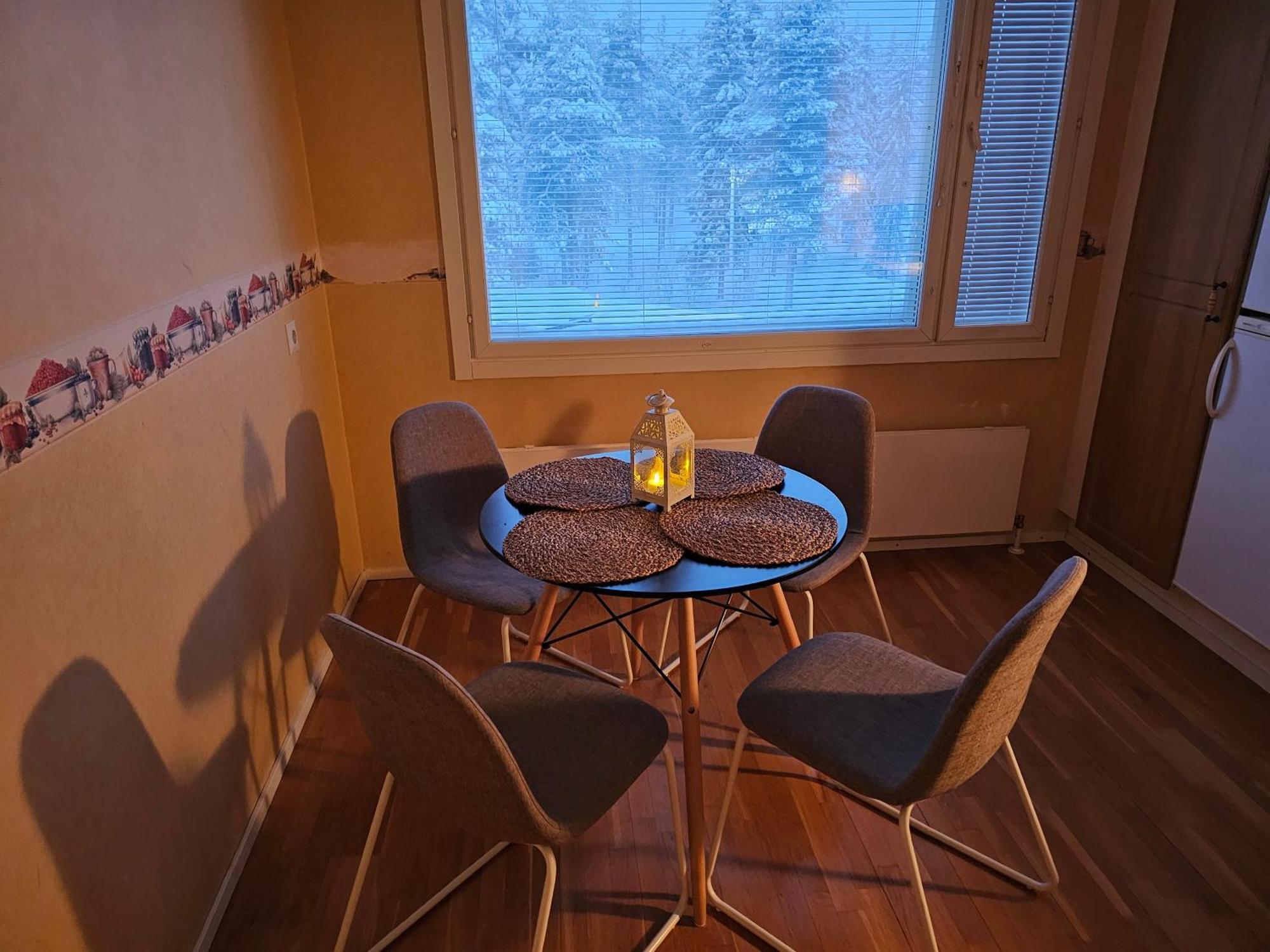Cozy Korkalovaara Top Floor Apartment โรวานิเอมิ ภายนอก รูปภาพ